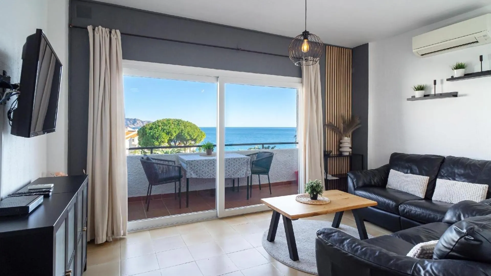 Studio Fuer 2 Personen Ca 40 Qm In Nerja, Andalusien Costa Del Sol Nerja
